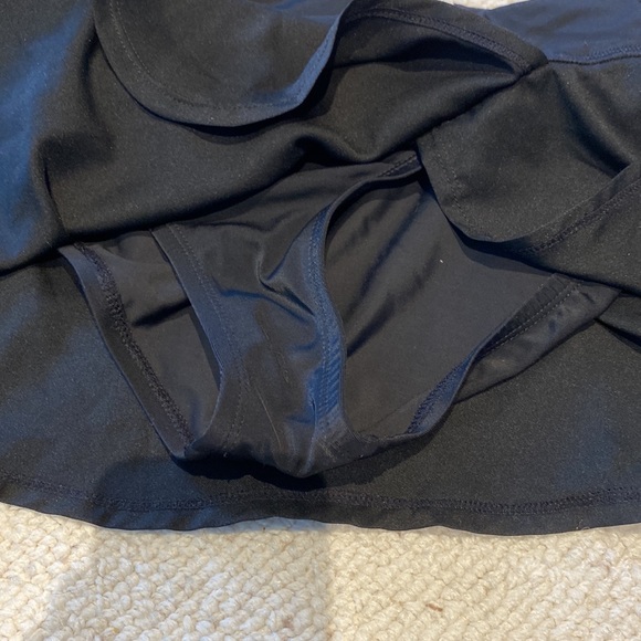 Nike swimsuit bottom - Picture 2 of 4